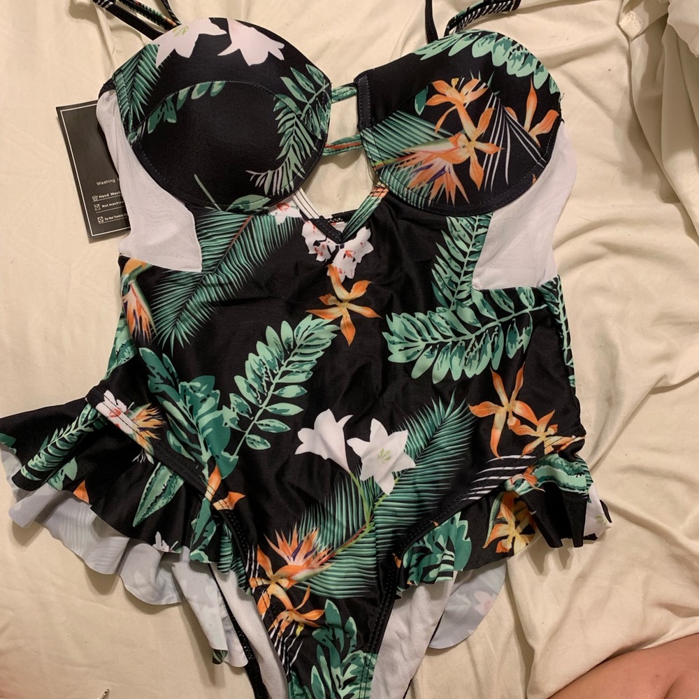 One piece swimsuit